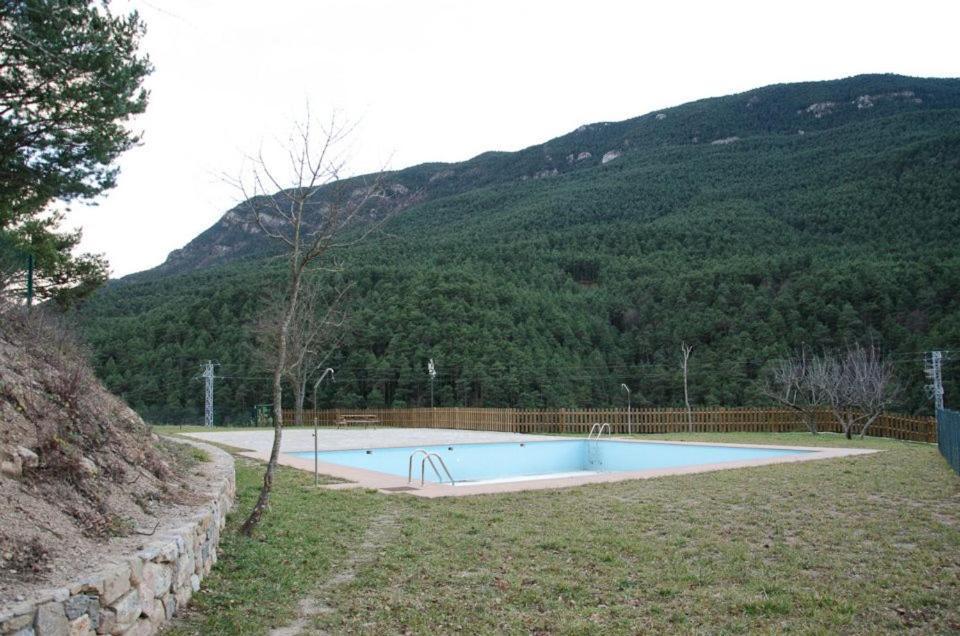 Aula Natura La Salle - Cal Cerdanyola Baga Exterior photo